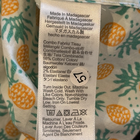 J.Crew Factory White Multi Pineapple Print Button Down  Shirt Size S Slim - Picture 3 of 9